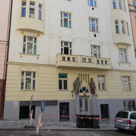 Finska *